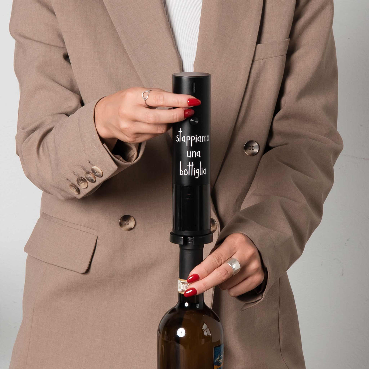 SIMPLE DAY Electric Bottle Opener Let's Uncork a Bottle 19.5cm Black