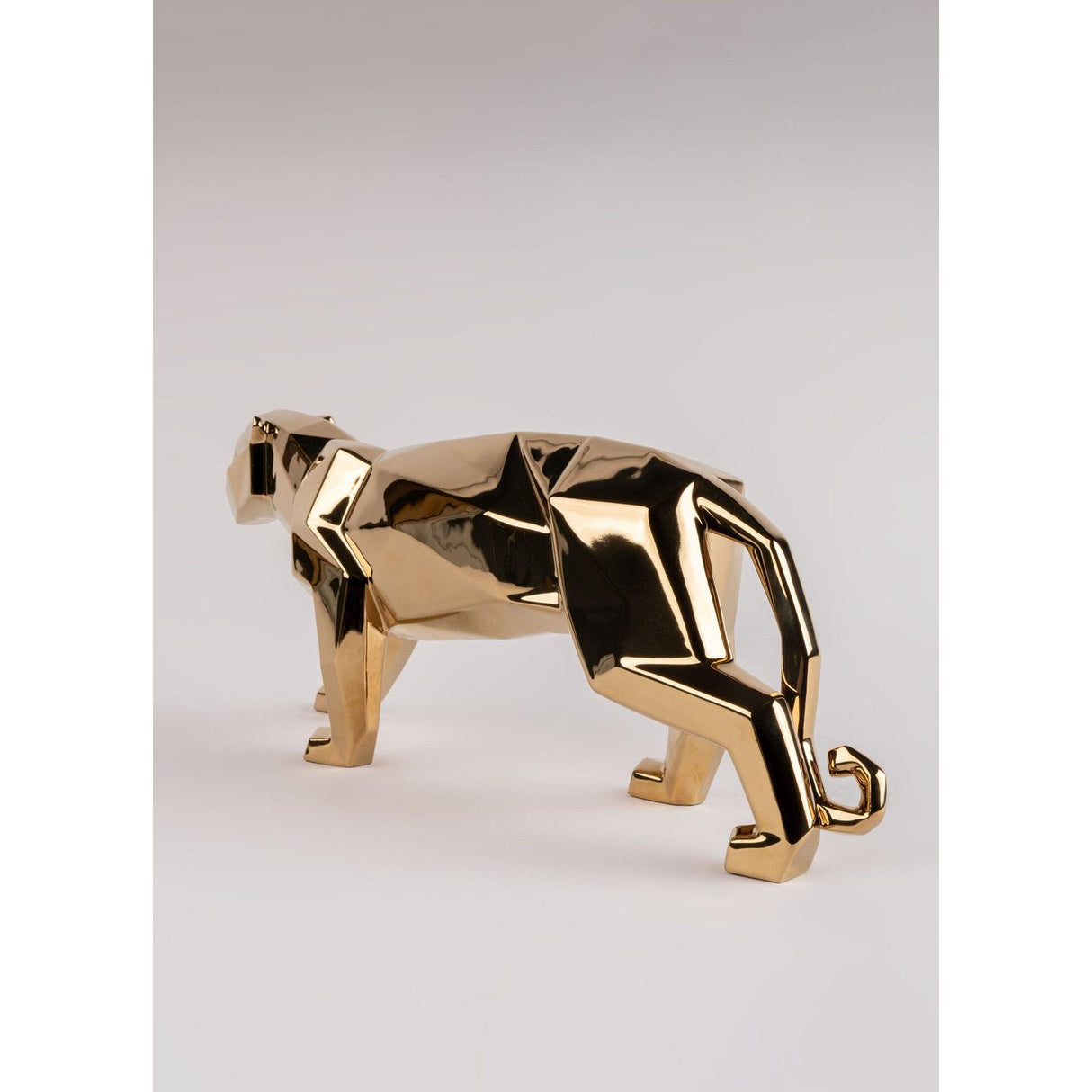 LLADRO' Scultura Pantera Oro 19x50cm Porcellana