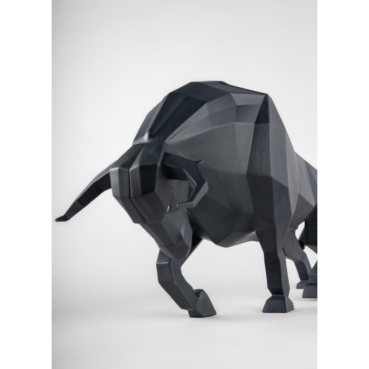 LLADRO' Figure Statue Sculpture Bull Matt Black 24x50cm Porcelain
