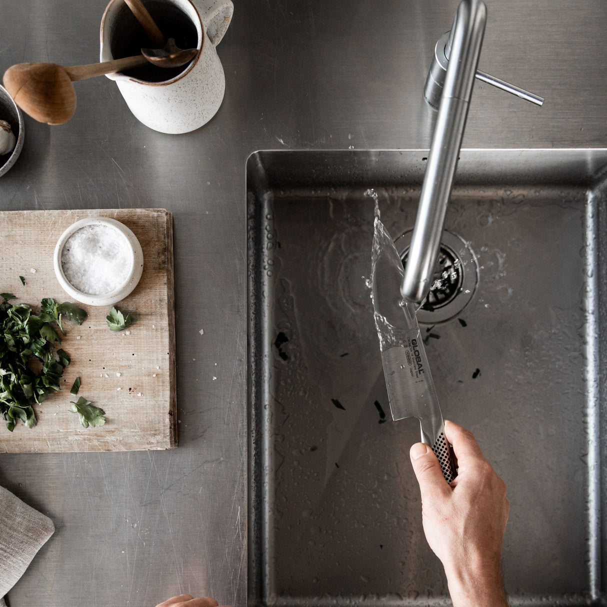 GLOBAL Coltello Cuoco 20cm in Acciaio Inox Cromova 18 G-02