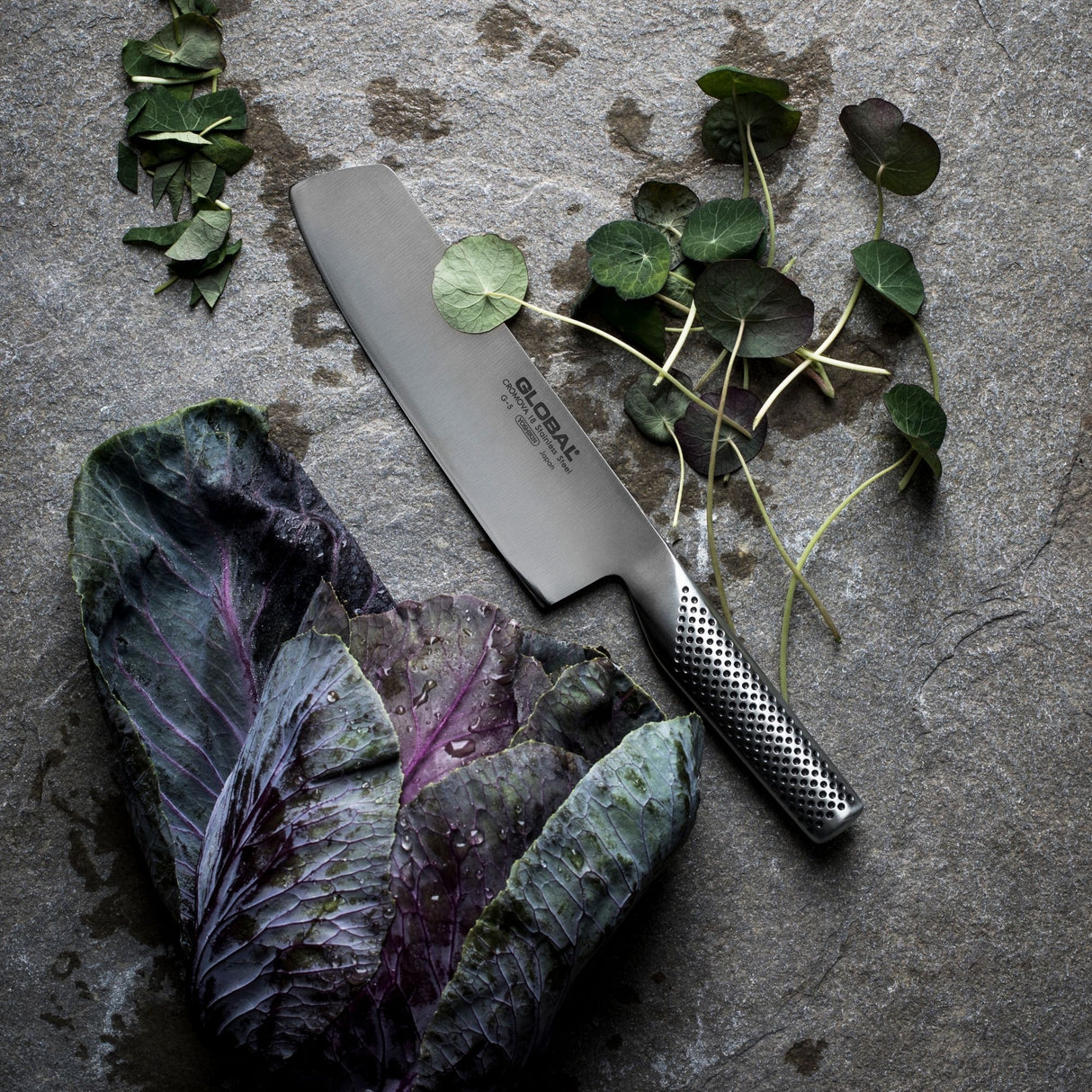 GLOBAL Coltello per Verdure 18cm in Acciaio Inox Cromova 18 G-05