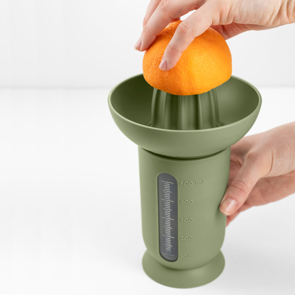BLIM PLUS Spremiagrumi con Caraffa Ufo 500ml Forest Dark Verde Made in Italy 100% Riciclabile