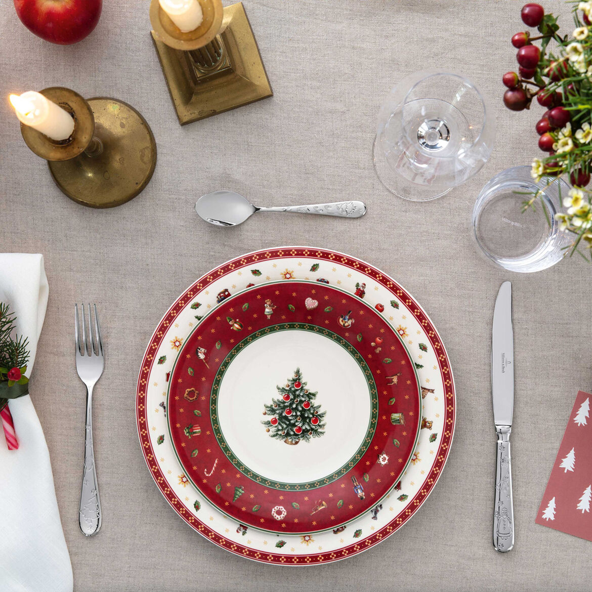 VILLEROY & BOCH Toy's Delight Specials Piatto Dessert Colazione Set 6 Pezzi Rosso Rotondo 21,5cm Tavola Natale