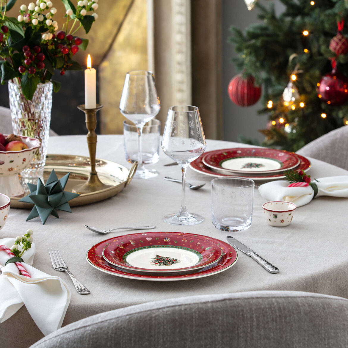VILLEROY & BOCH Toy's Delight Specials Piatto Dessert Colazione Set 6 Pezzi Rosso Rotondo 21,5cm Tavola Natale