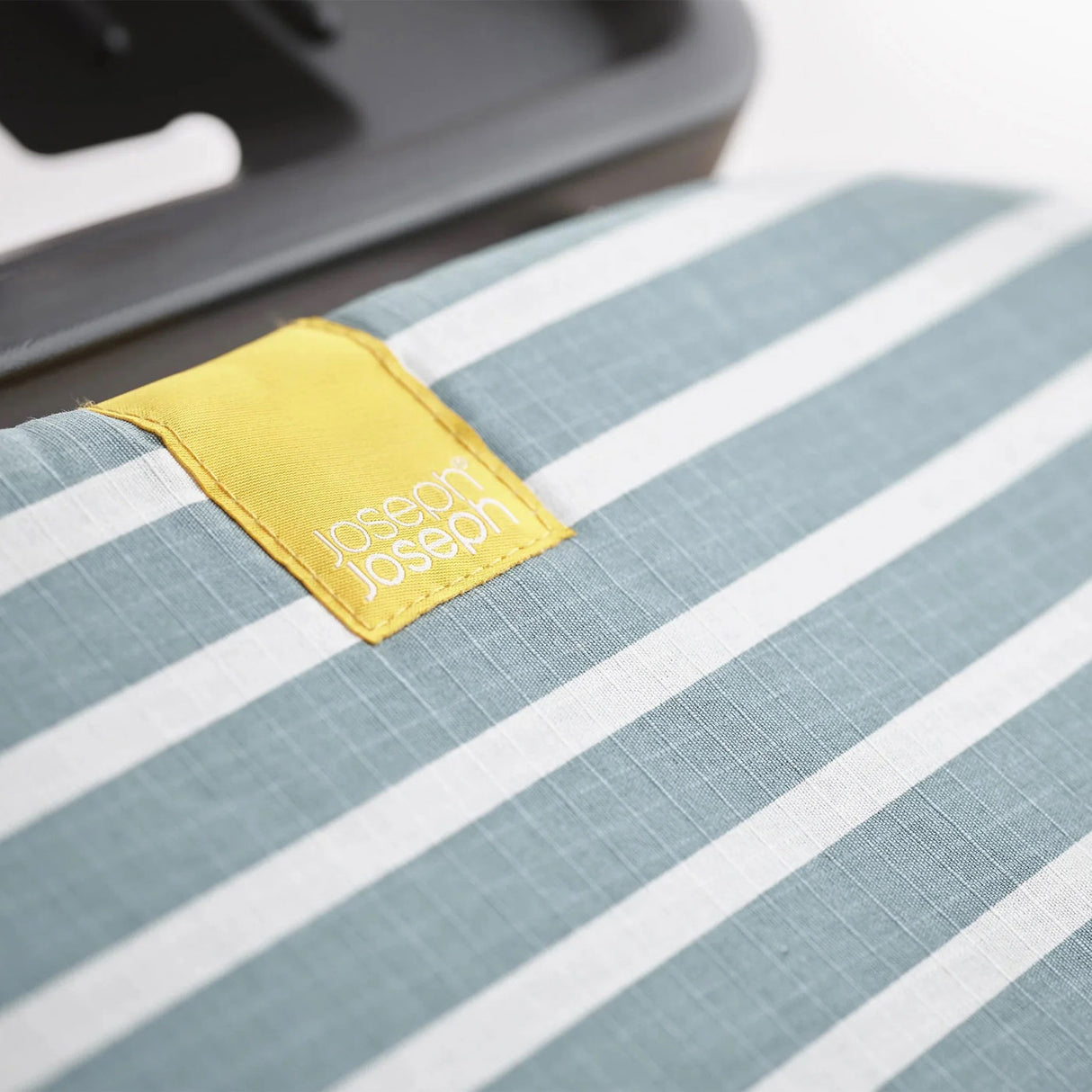 JOSEPH JOSEPH Cover Copriasse da Stiro Flexa 124x45cm Mosaico Blu