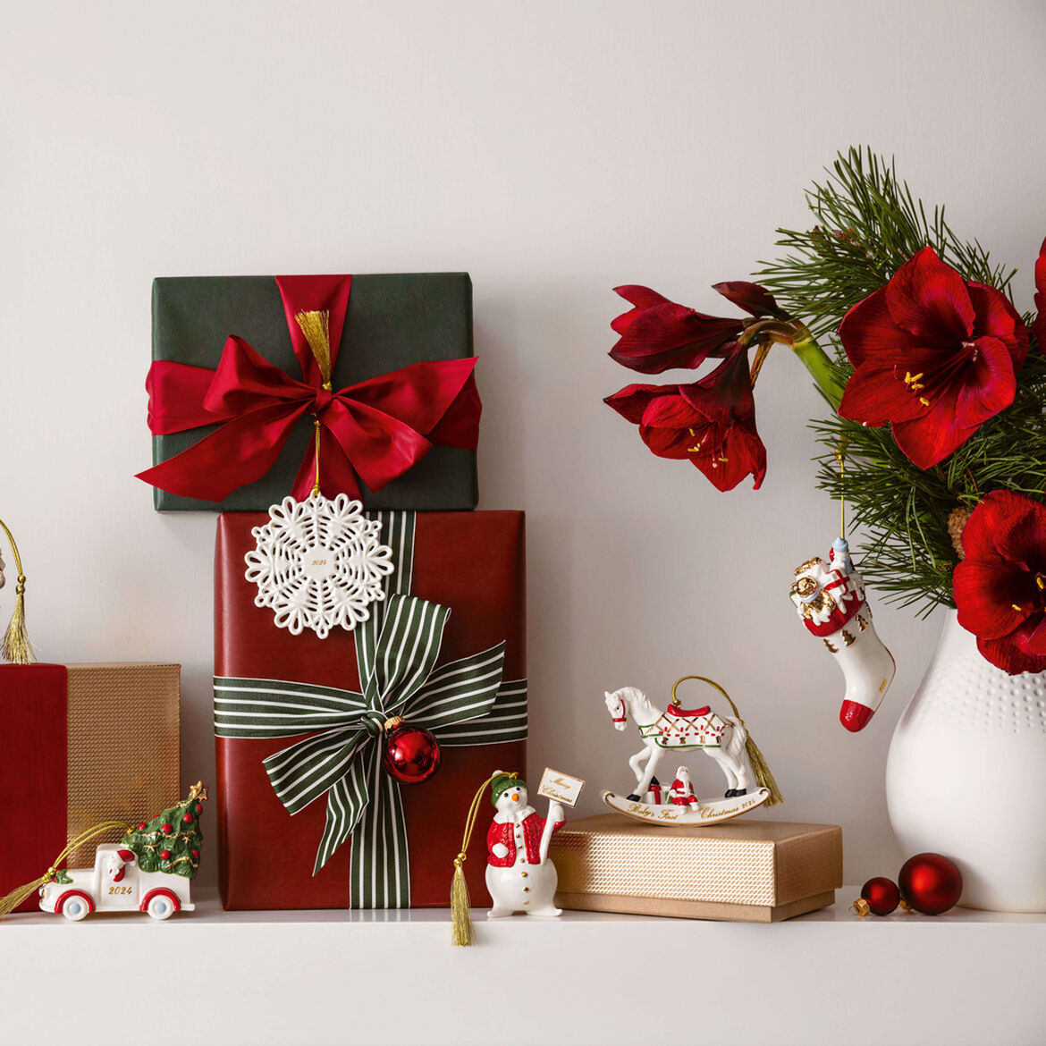 VILLEROY & BOCH Annual Ornaments 2024 Addobbo per Albero di Natale Cavallo a Dondolo 11x9cm Porcellana