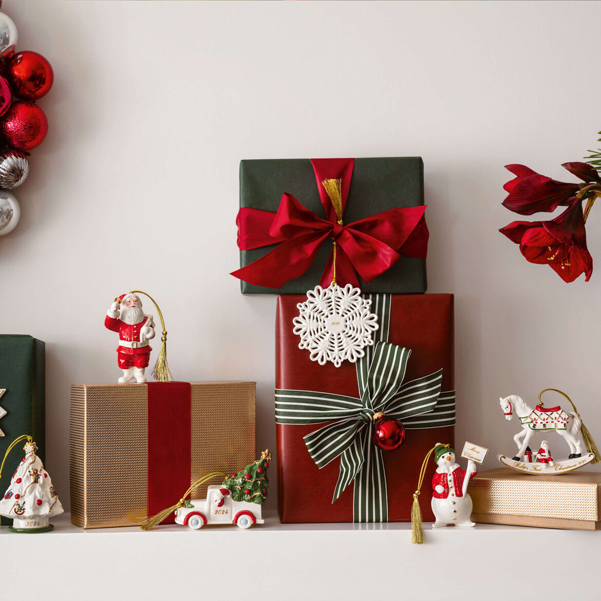 VILLEROY & BOCH Annual Ornaments 2024 Addobbo per Albero di Natale Babbo Natale 10,5cm Porcellana