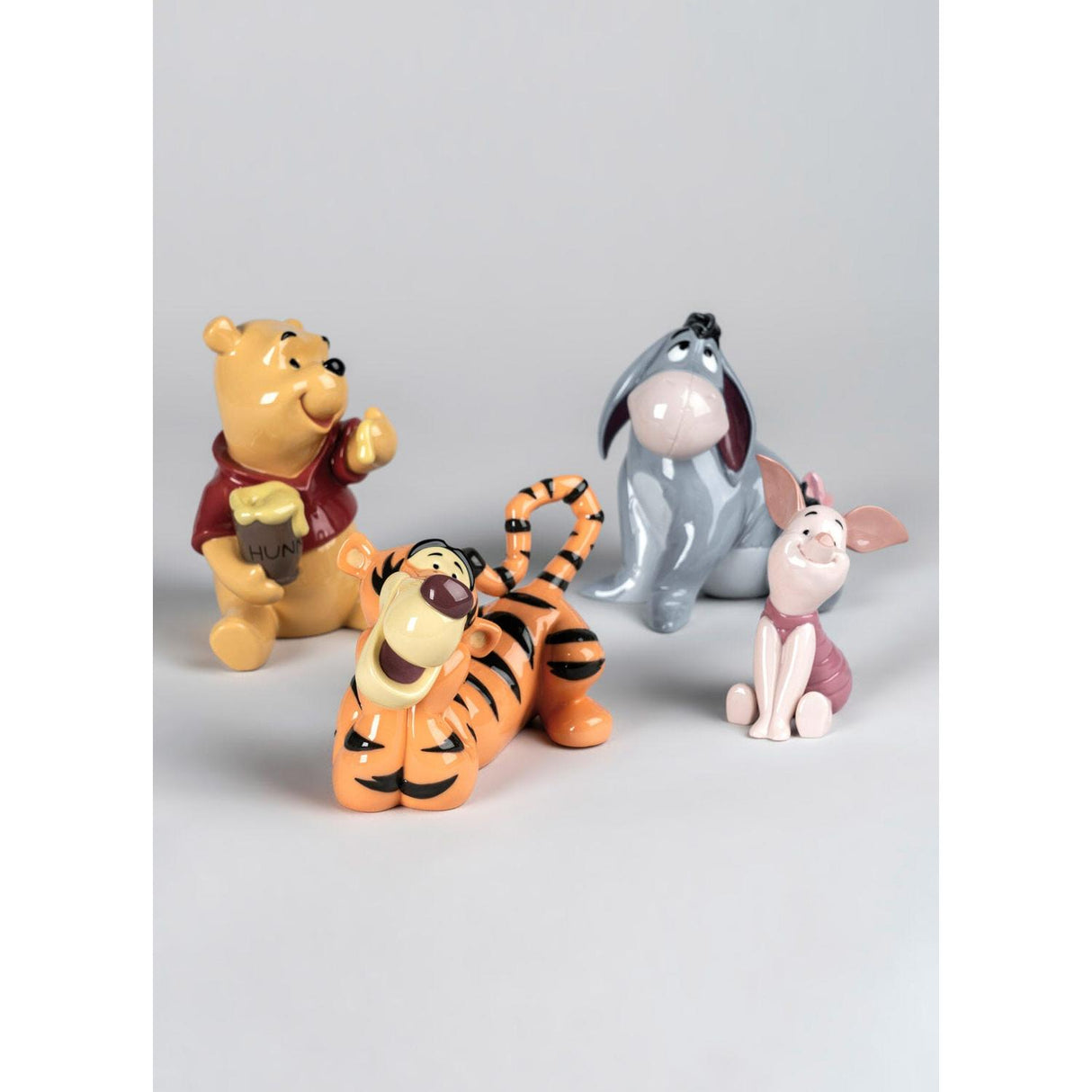 LLADRO' Figurina Winnie The Pooh 15x12cm Porcellana