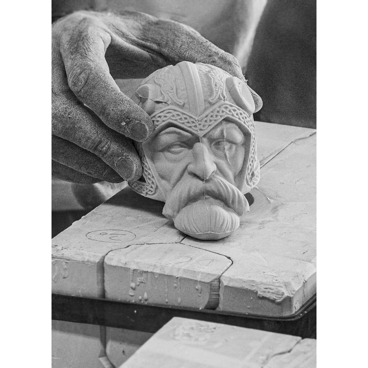 Lladró Scultura Odin 70x34cm Porcellana