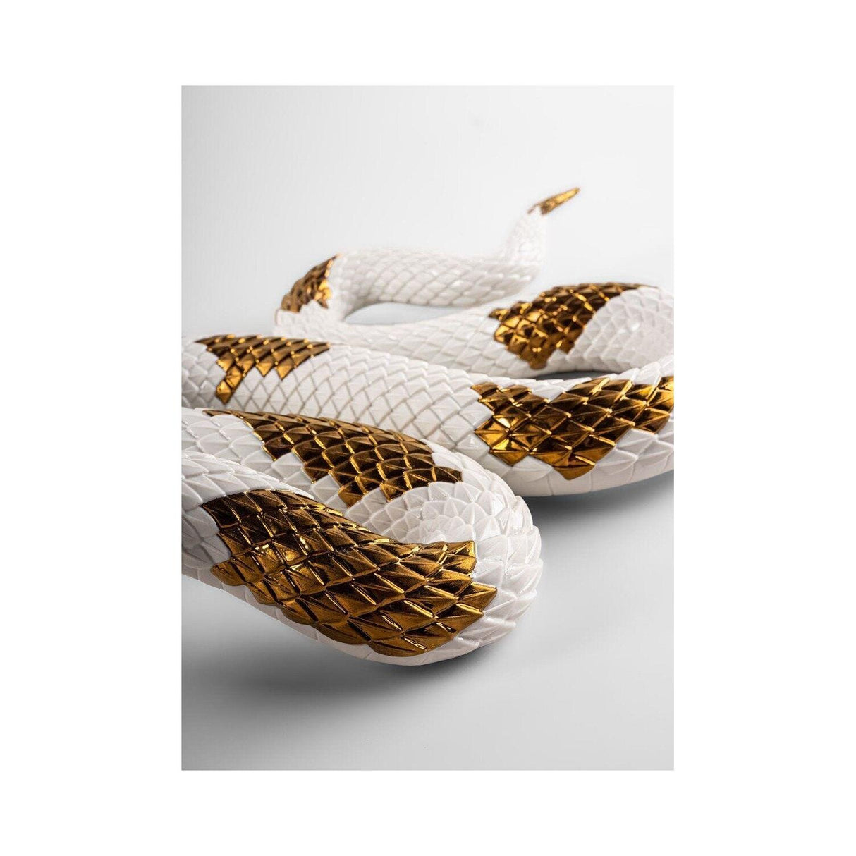 Lladró Scultura Serpente Bianco Rame 9x62cm Porcellana