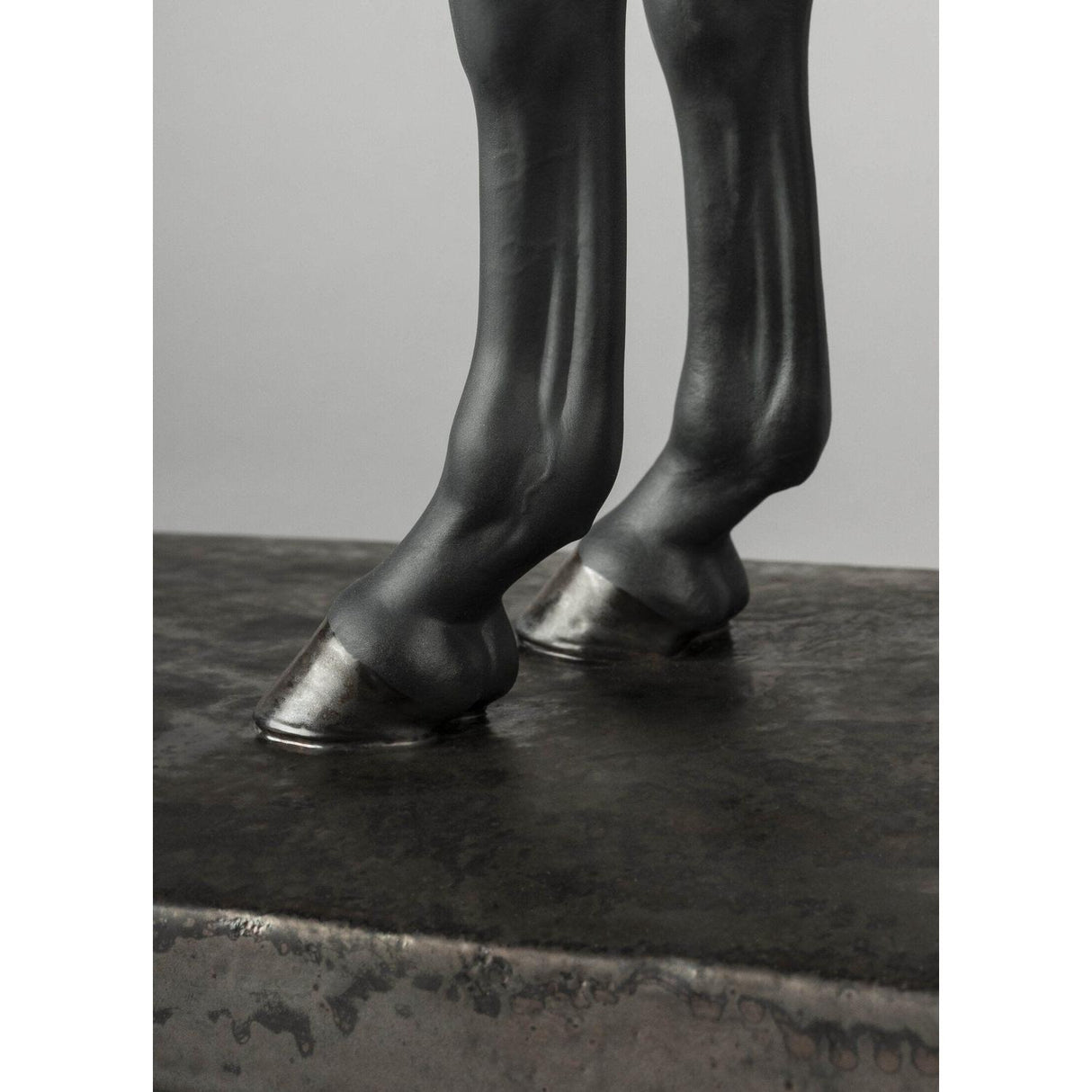 Lladró Scultura Cavallo Purosangue Inglese 44x56cm Porcellana