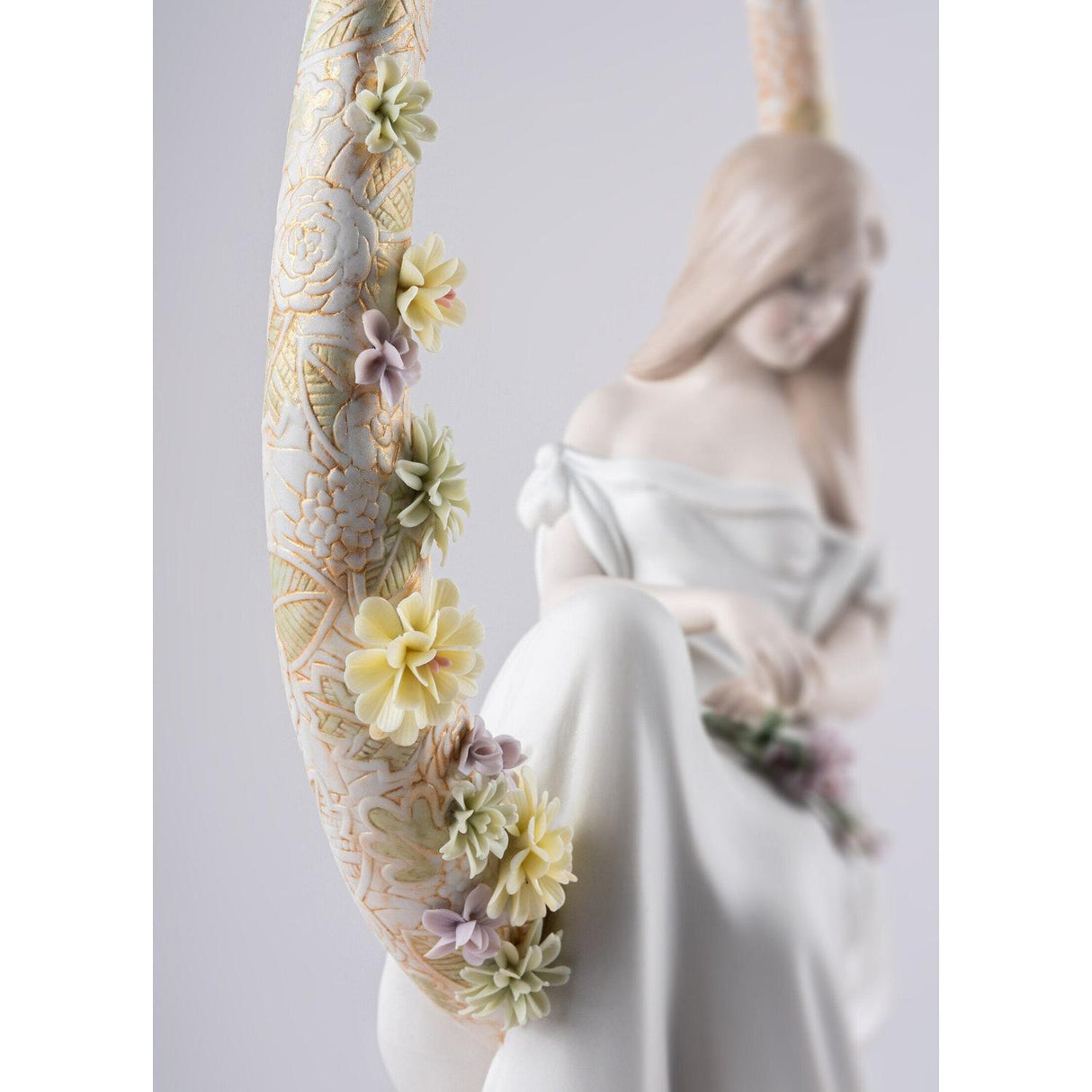 Lladró Scultura Nei Suoi Pensieri 43x31cm Porcellana