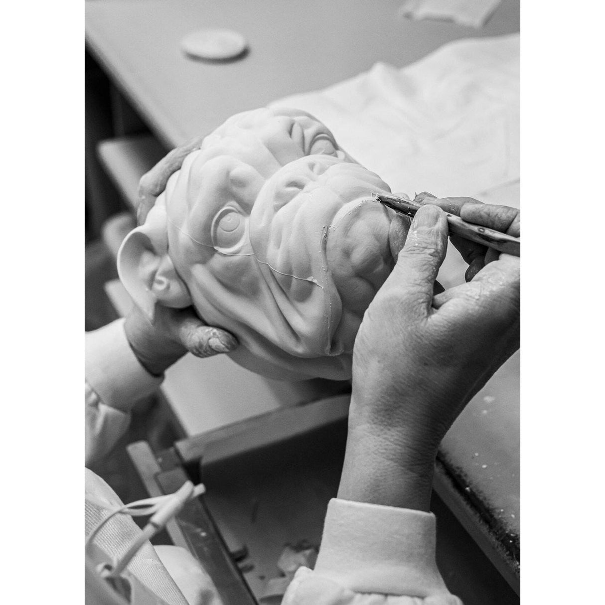 LLADRO' Figurina Cane Bulldog con Leccalecca 33x33cm Porcellana