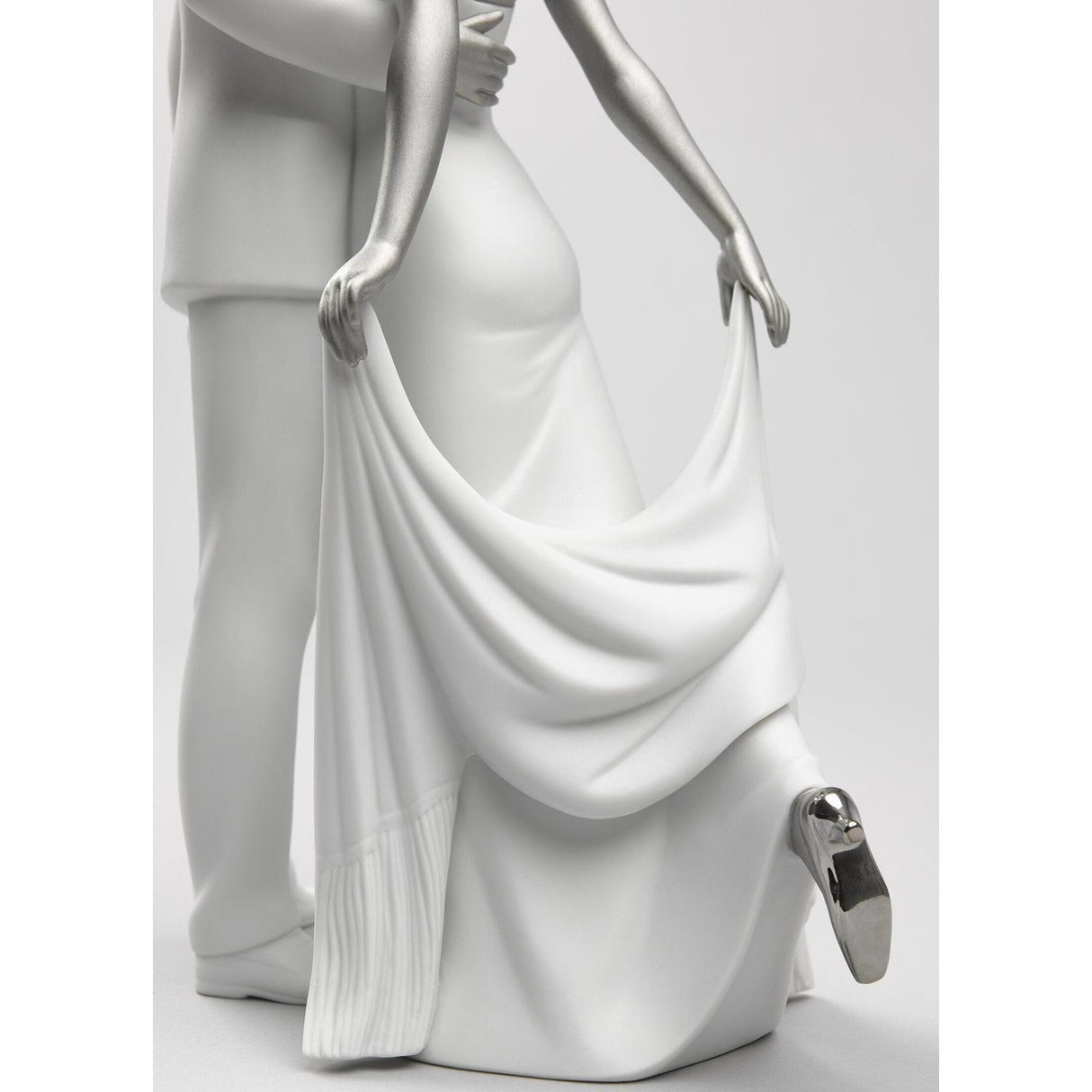 LLADRO' Figurina Coppia Felice Anniversario Lustro Argento 32x21cm Porcellana
