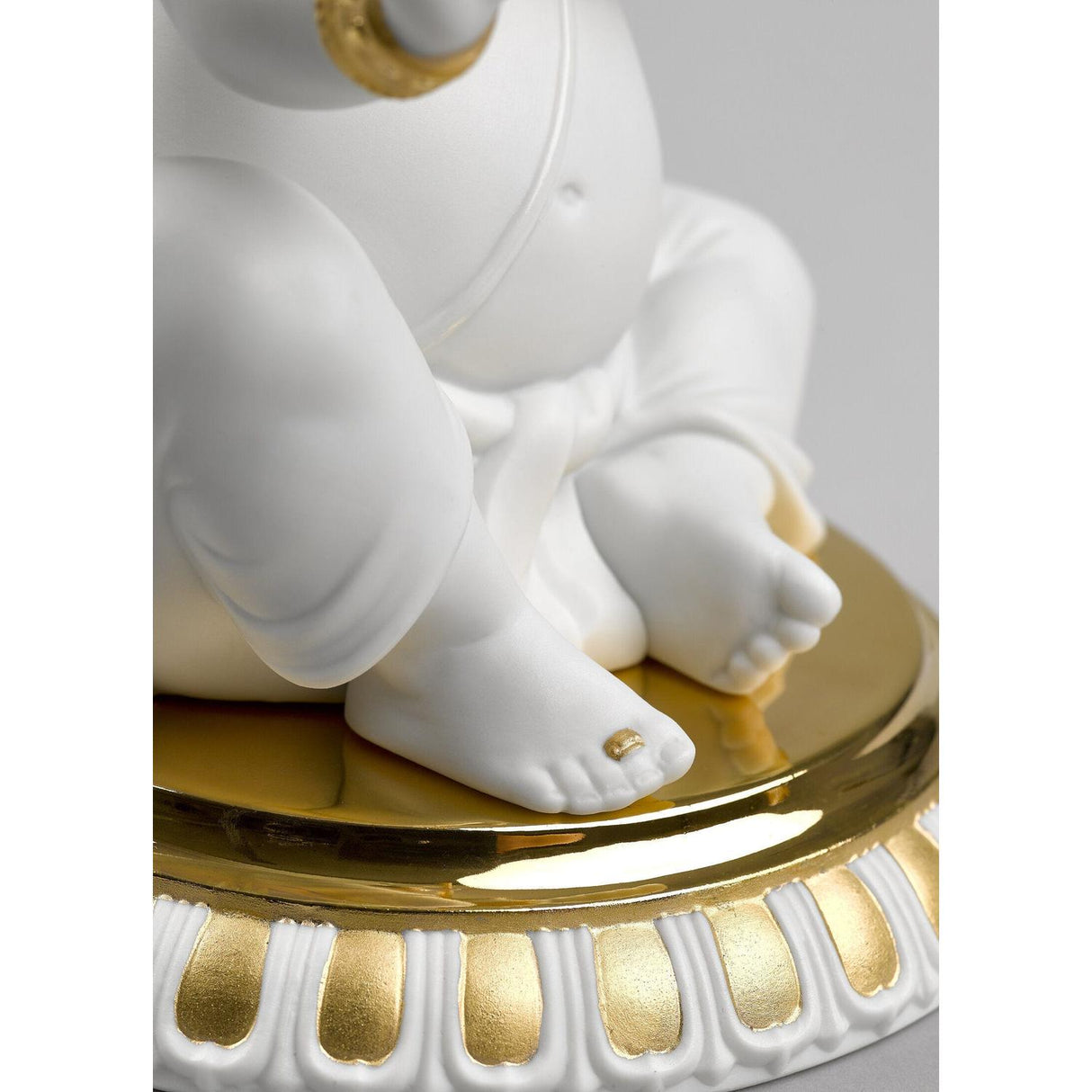 Lladró Figurina Ganesha con Bansuri Lustro Oro 23x19cm Porcellana