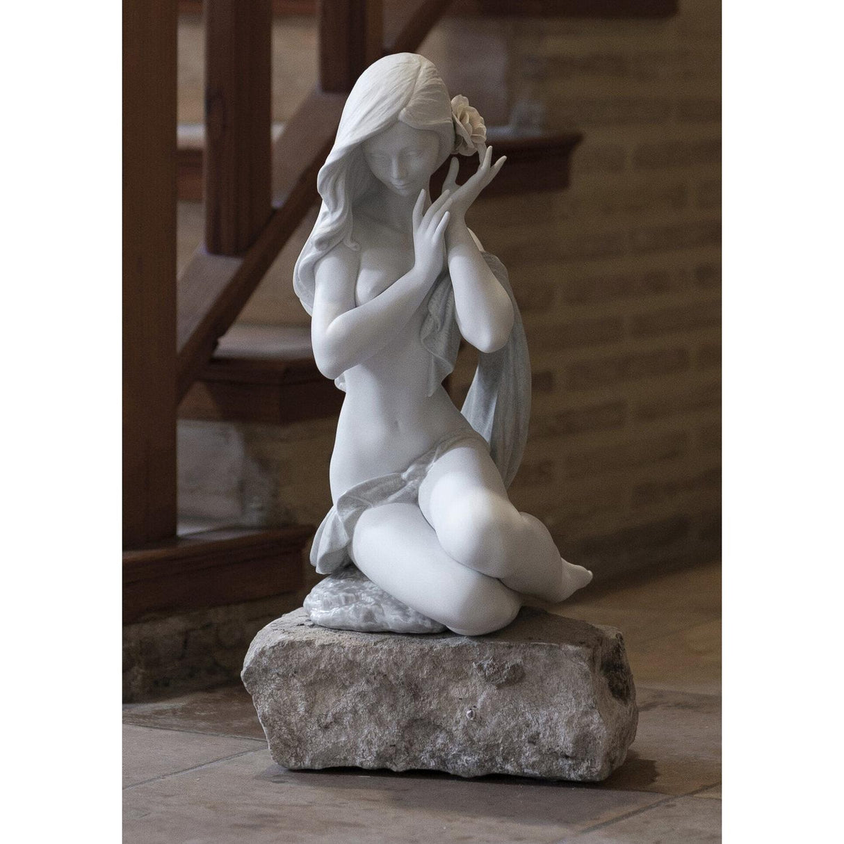 Lladró Figurina Donna Candida Luce Della Luna Bianco Edizione Limitata 48x25cm Porcellana