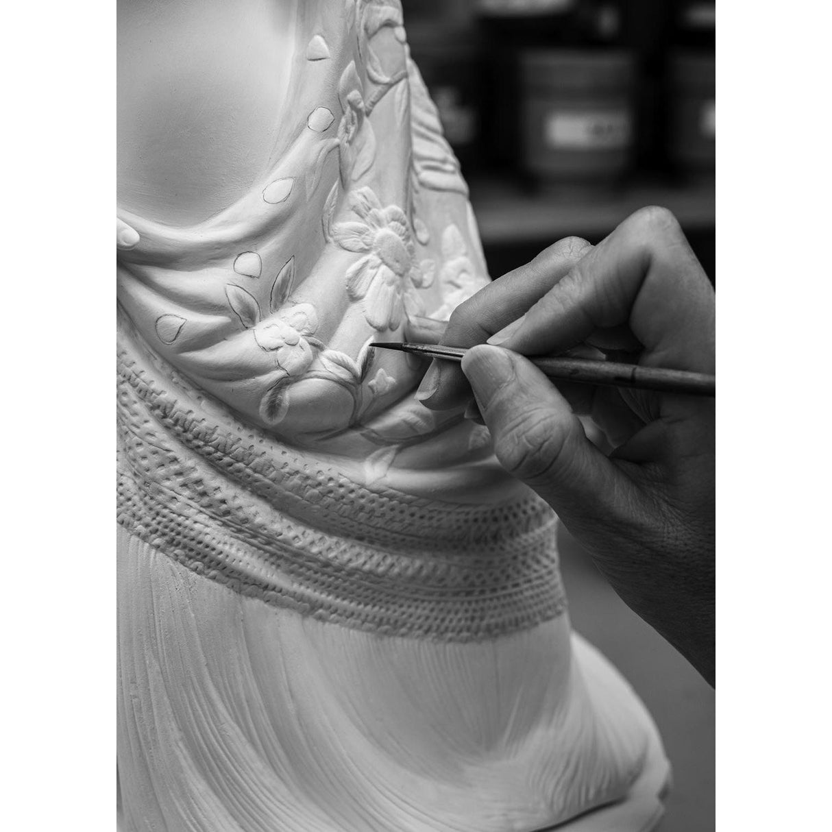 Lladró Scultura Nudo con Scialle Metallizzato 44x30cm Porcellana