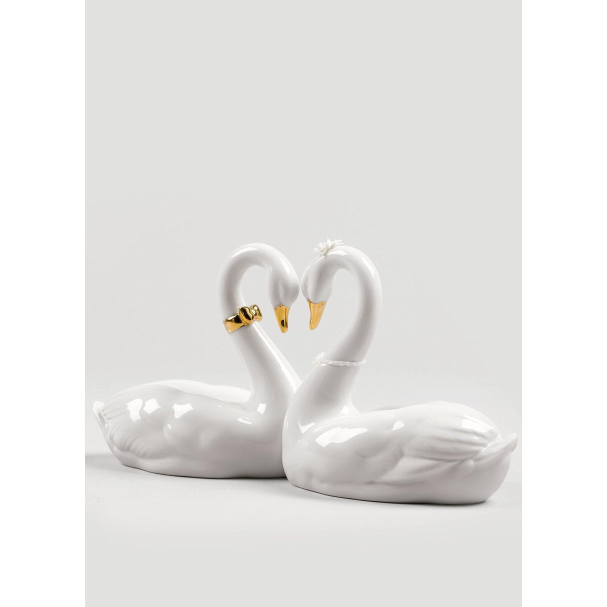 LLADRO' Figurina Cigni Amore Senza Fine Lustro Oro 13x27cm Porcellana
