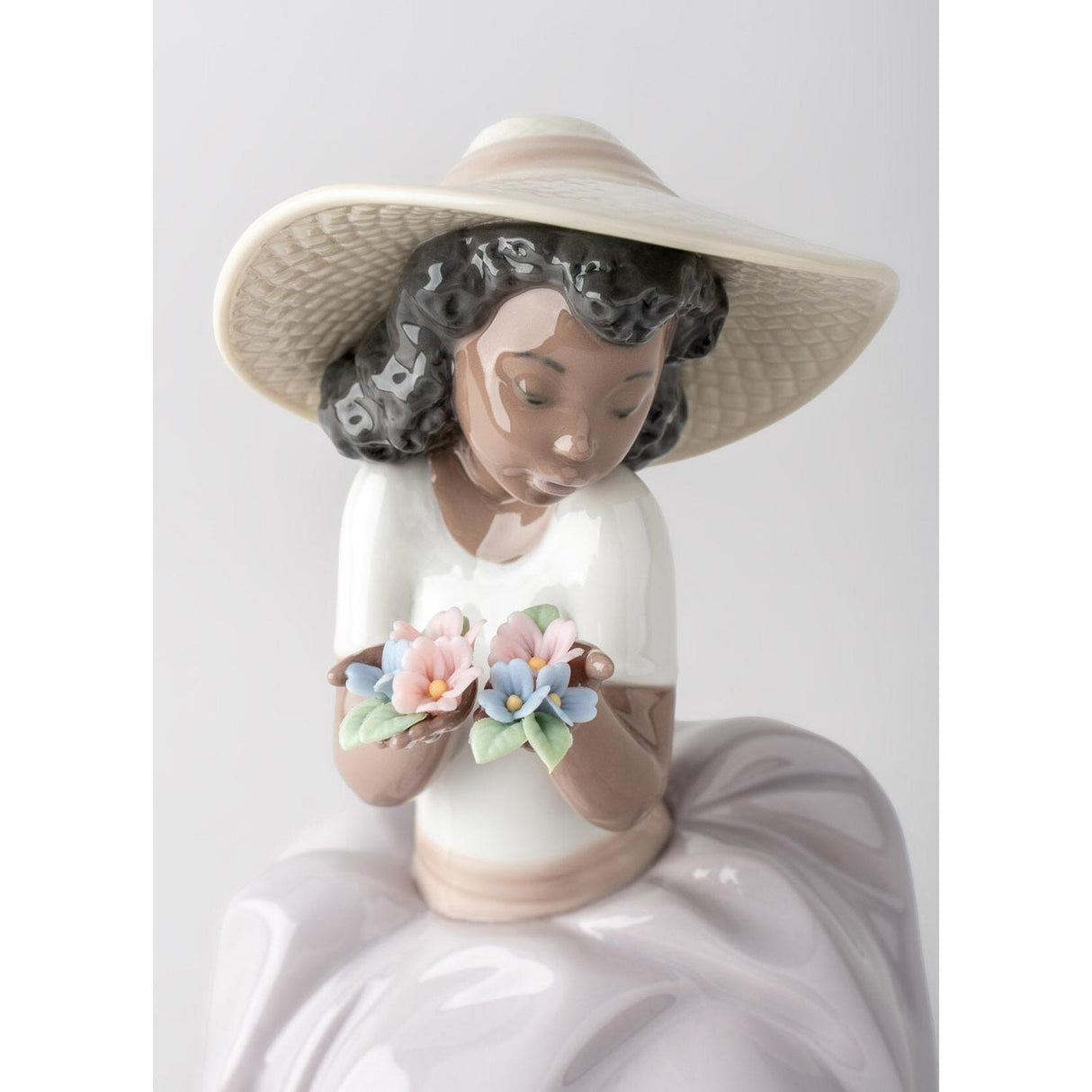 Lladró Figurina Ragazza Dolce Fragranza 19x9cm Porcellana