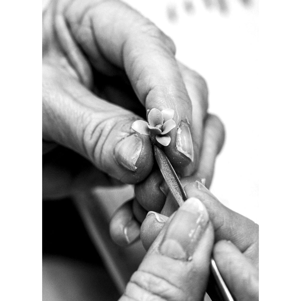 Lladró Scultura Bimba E' Arrivata la Primavera 23x11cm Porcellana