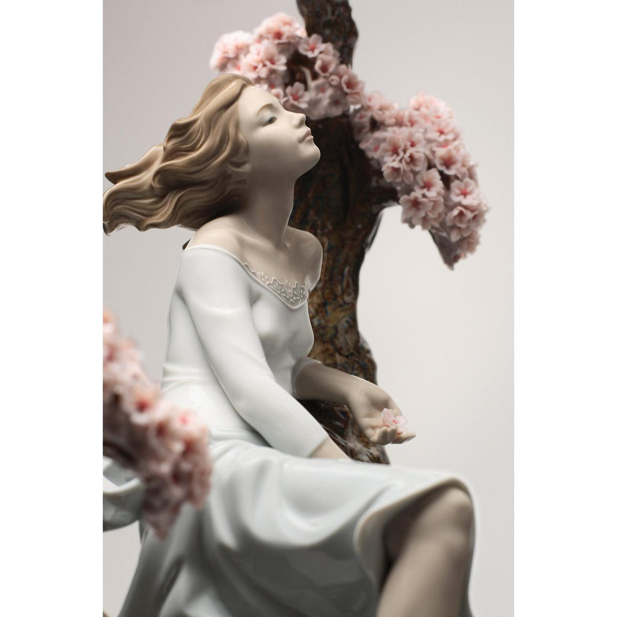 LLADRO' Figurina Stagione Fiorita Dama Edizione Limitata 42x39cm Porcellana