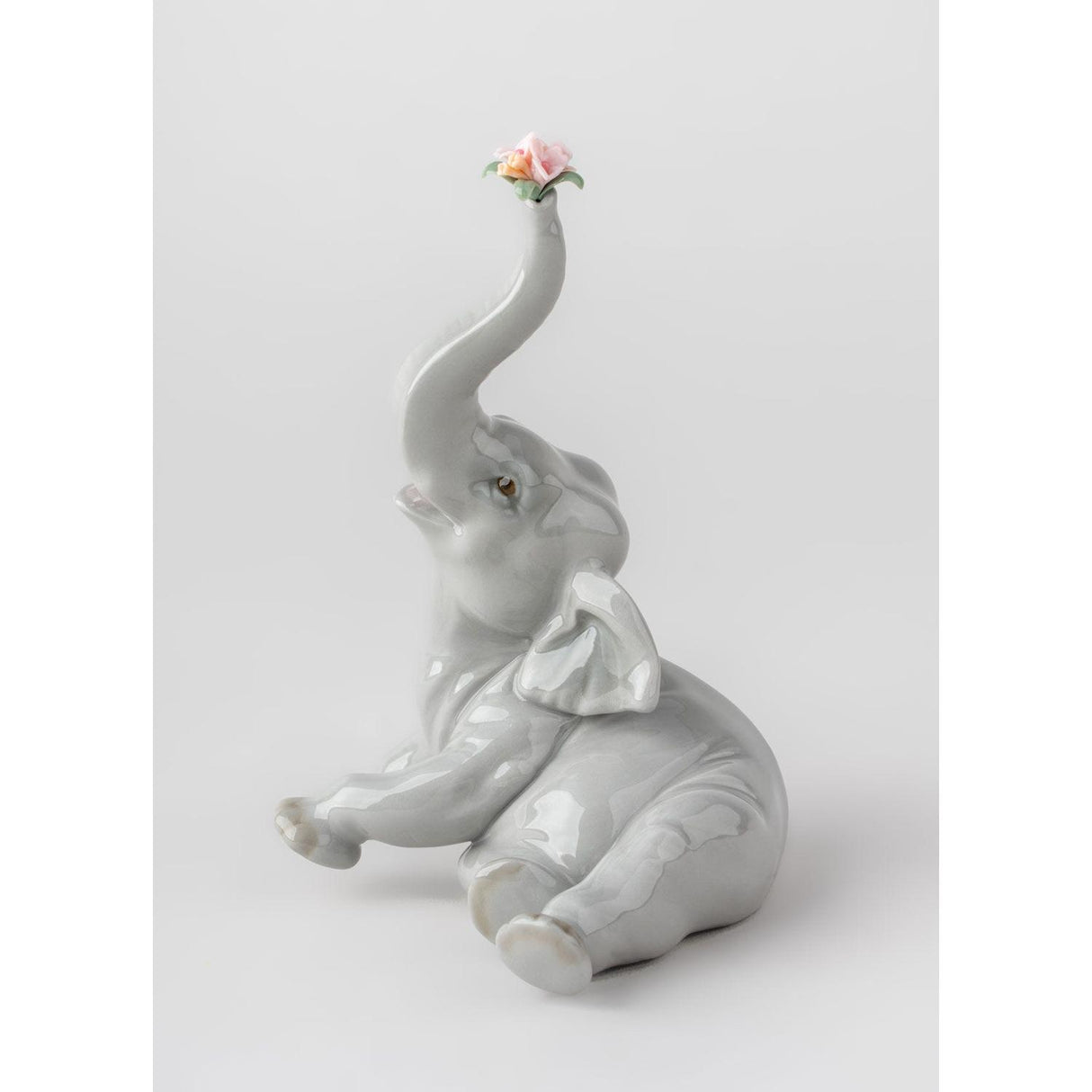 Lladró Figurina Elefante BebE' con Fiore Rosa 14x12cm Porcellana