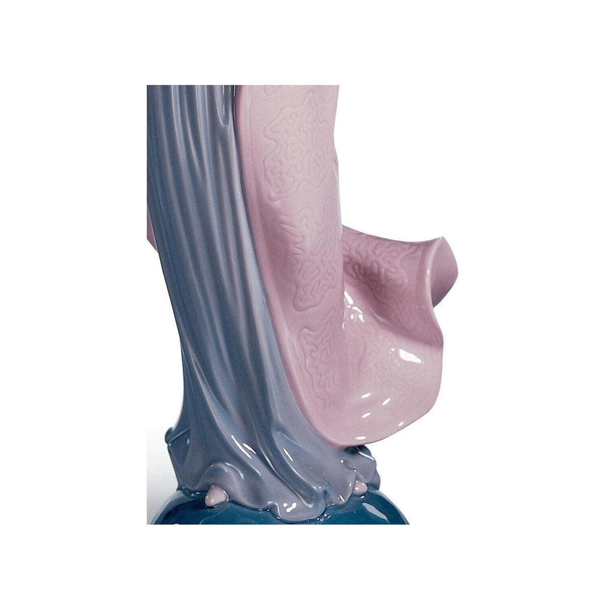 Lladró Figurina Vergine con Fiori 32x11cm Porcellana