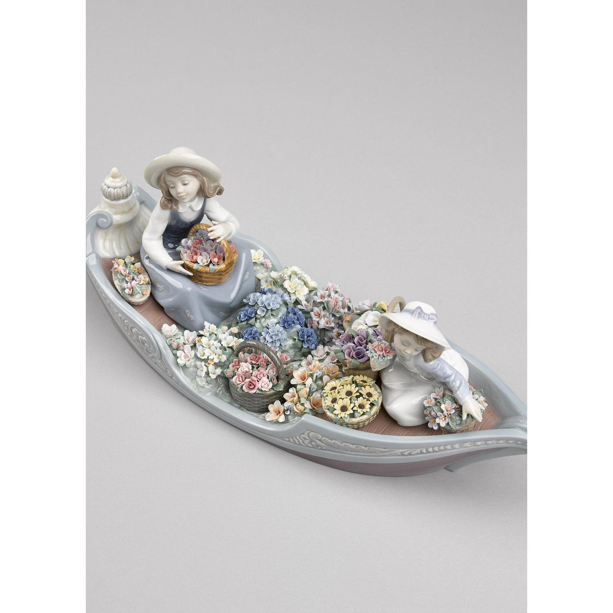 LLADRO' Scultura Fiori per Sempre 19x45cm Porcellana