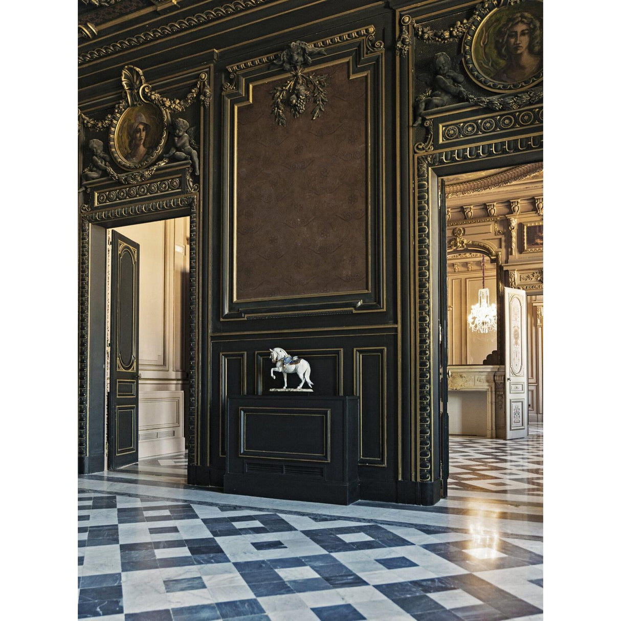 Lladró Scultura Pura Razza Spagnolo Cavallo Edizione Limitata 44x50cm Porcellana