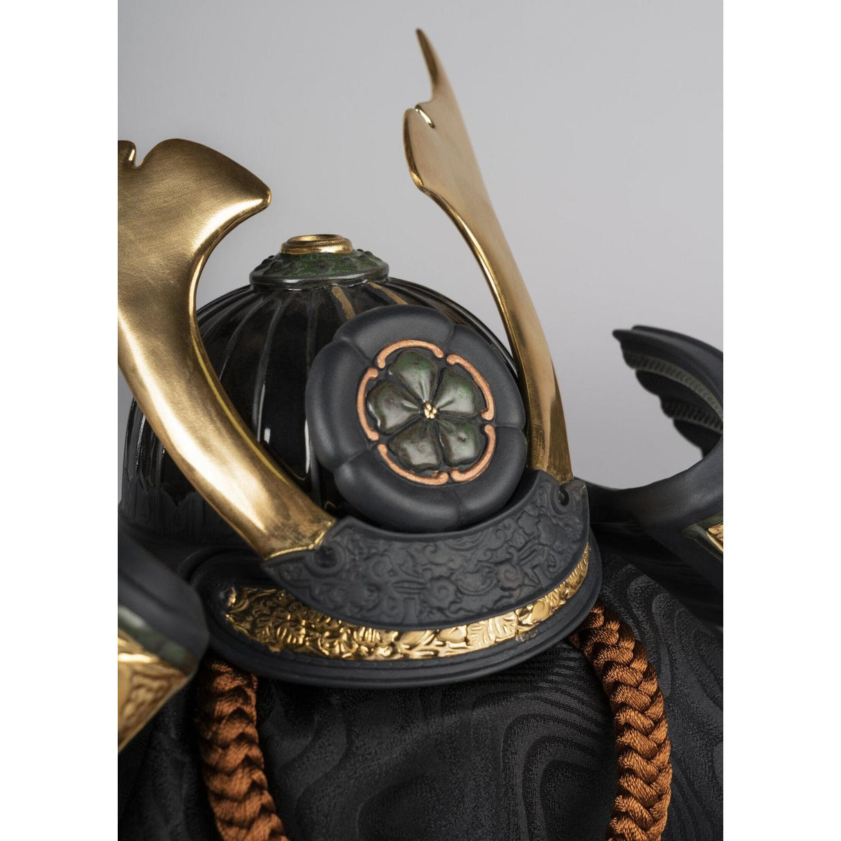 Lladró Figura Elmetto Samurai Arancione 35x35cm Porcellana