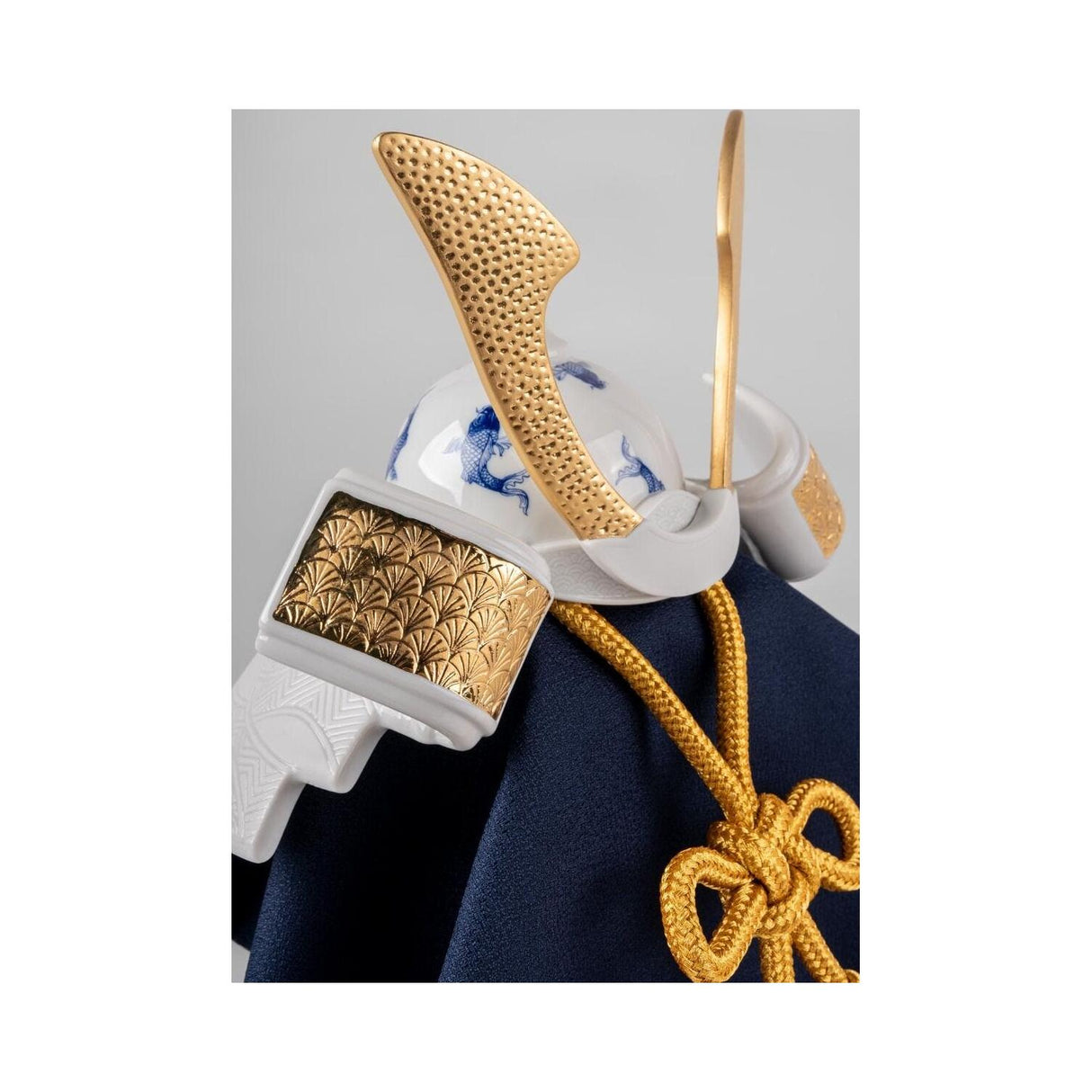 Lladró Scultura Elmetto Samurai Carpe Koï Blu Serie Limitata 25x21cm Porcellana