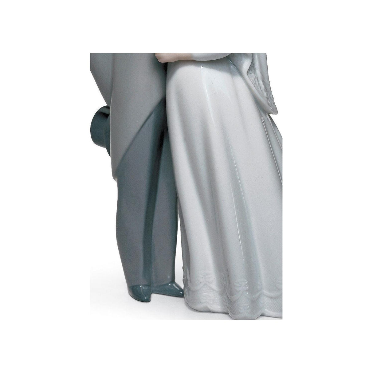 Lladró Figurina Coppia Un Bacio da Ricordare 19x12cm Porcellana