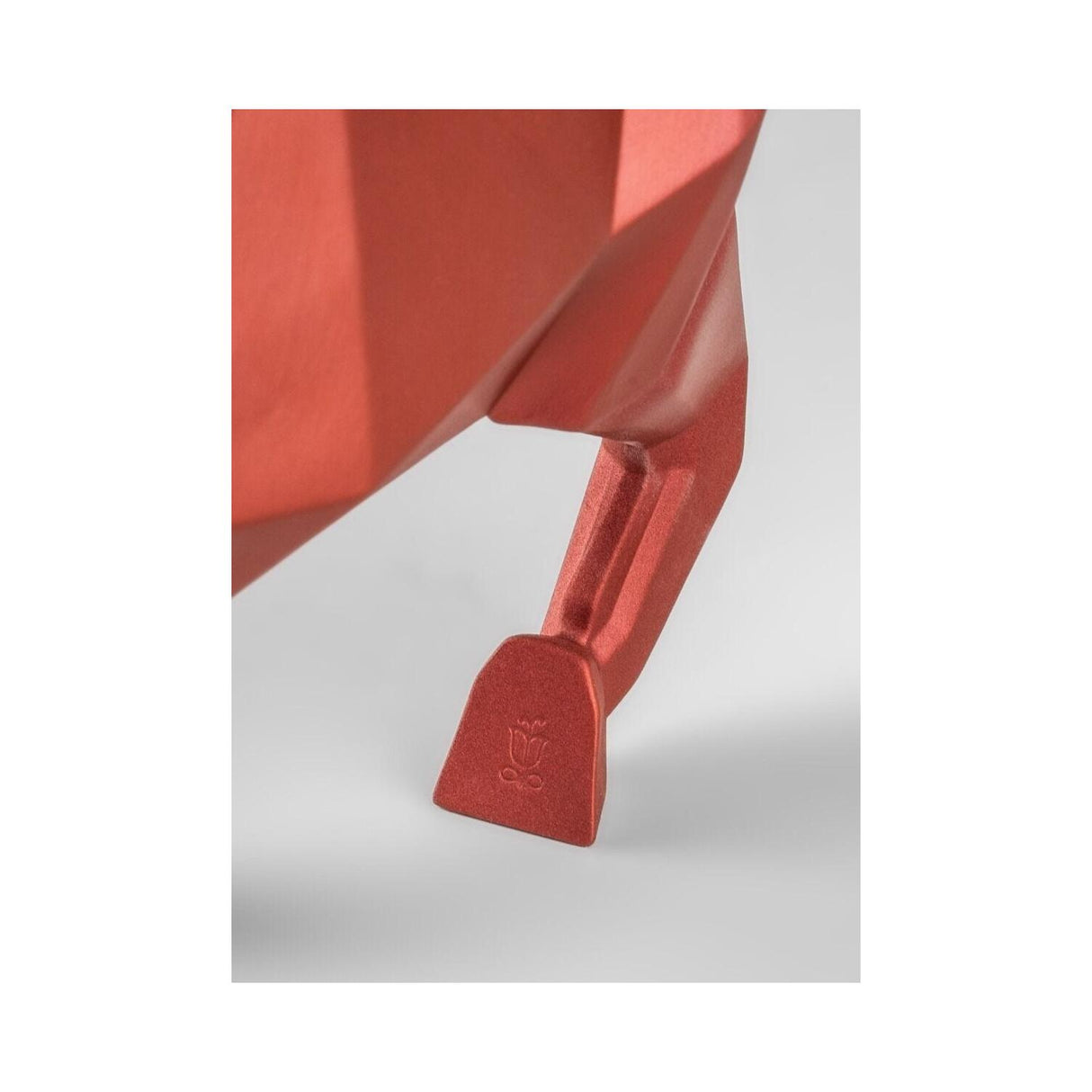 Lladró Scultura Toro Rosso Metallizzato 24x50cm Porcellana