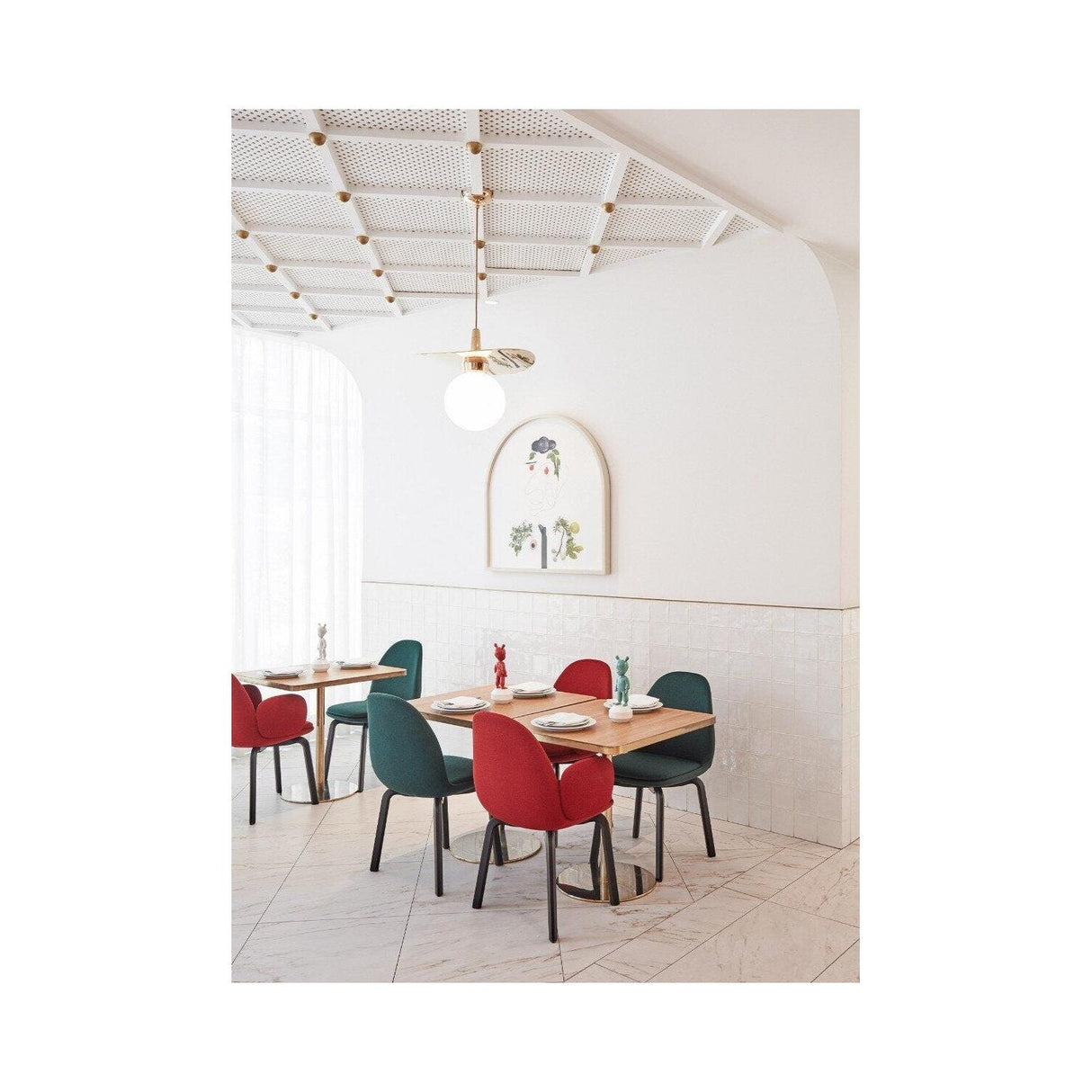 Lladró Figurina The White Guest Modello Piccolo 30x11cm Porcellana