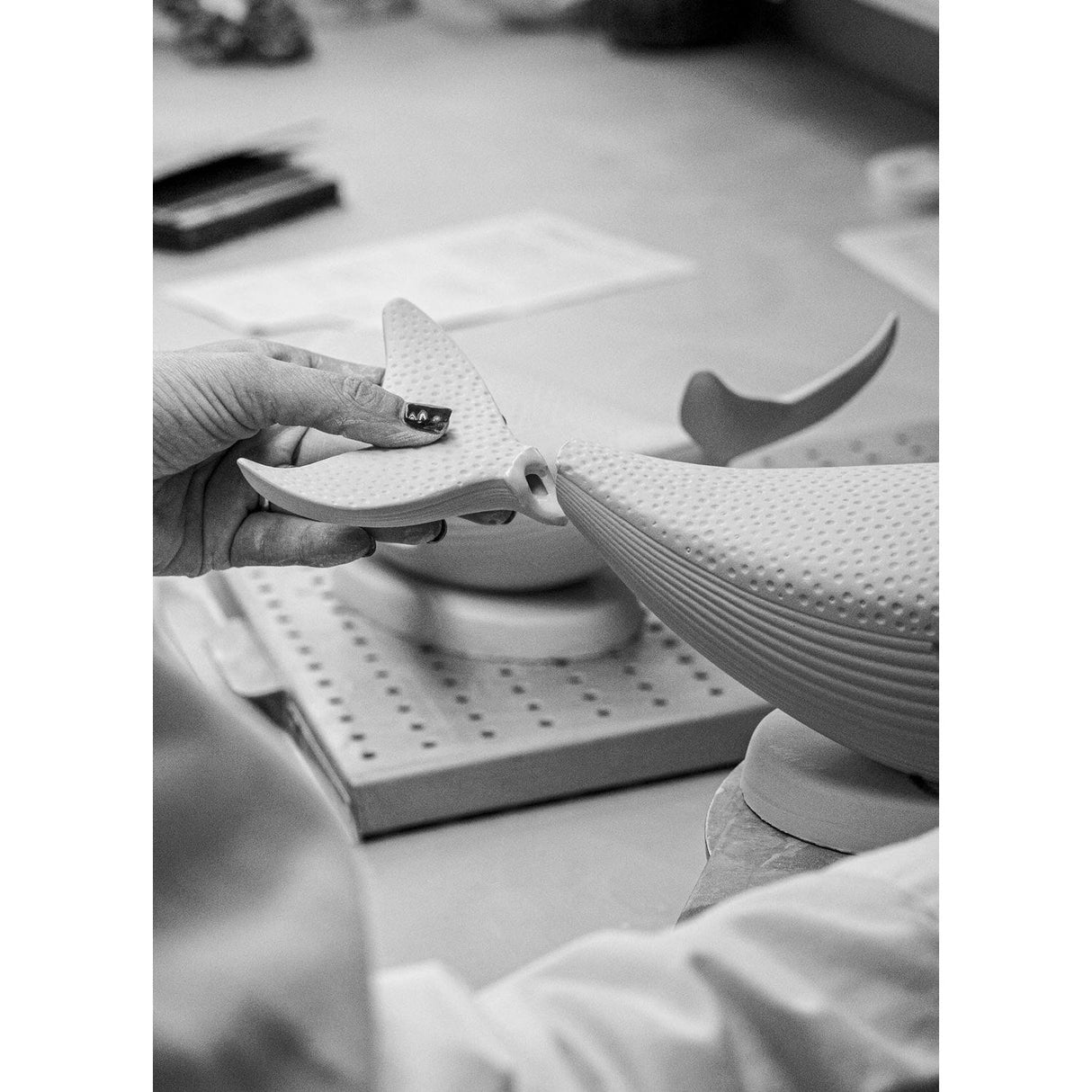 LLADRO' Figurina Scultura Balena Piccola 11x27cm Porcellana