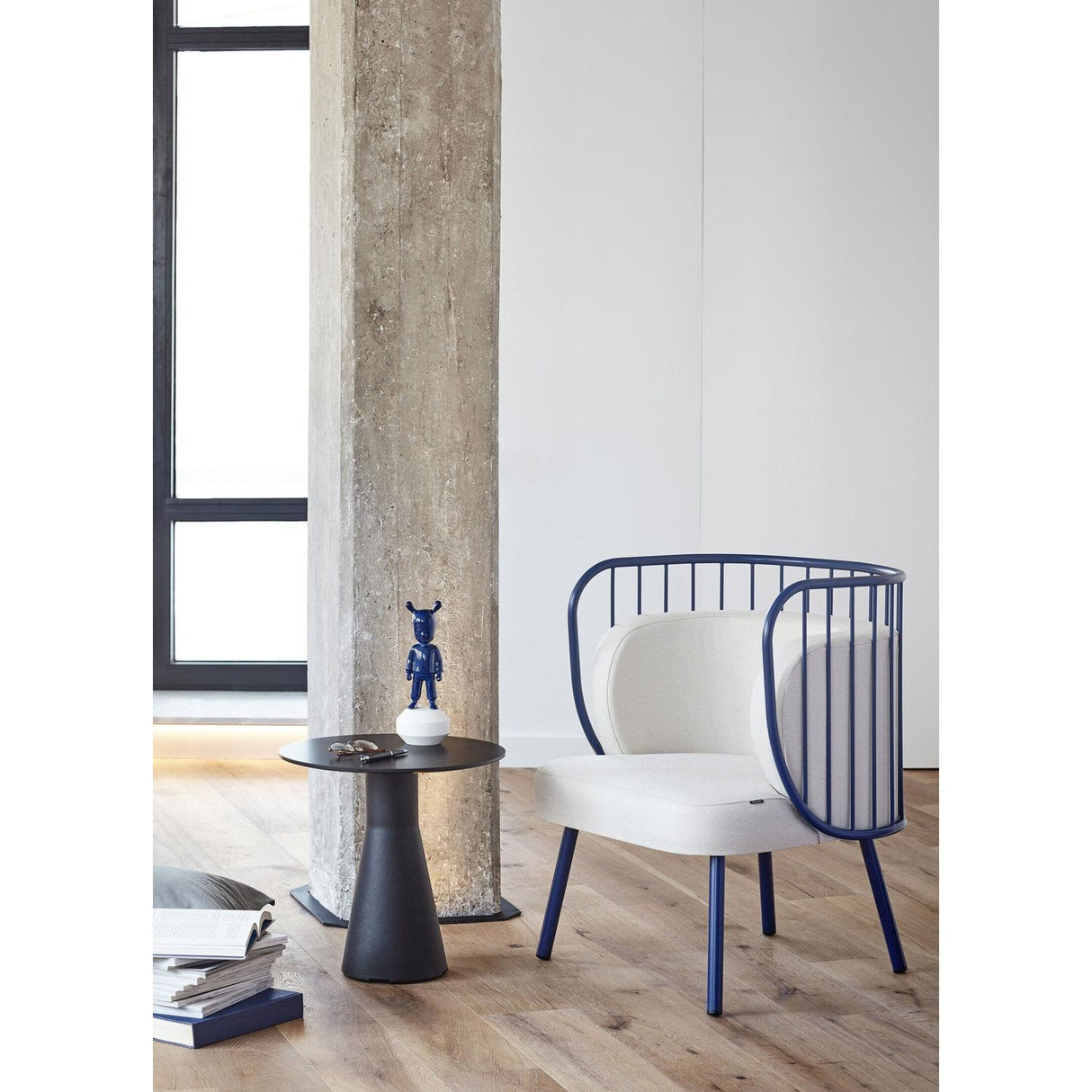 Lladró Figurina The Dark Blue Guest Piccolo 30x11cm Porcellana