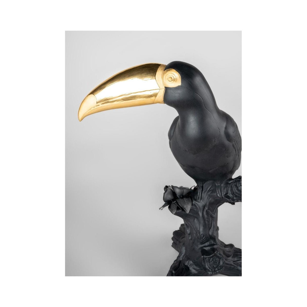 LLADRO' Scultura Tucano Nero Oro Serie Limitata 38x19cm Porcellana