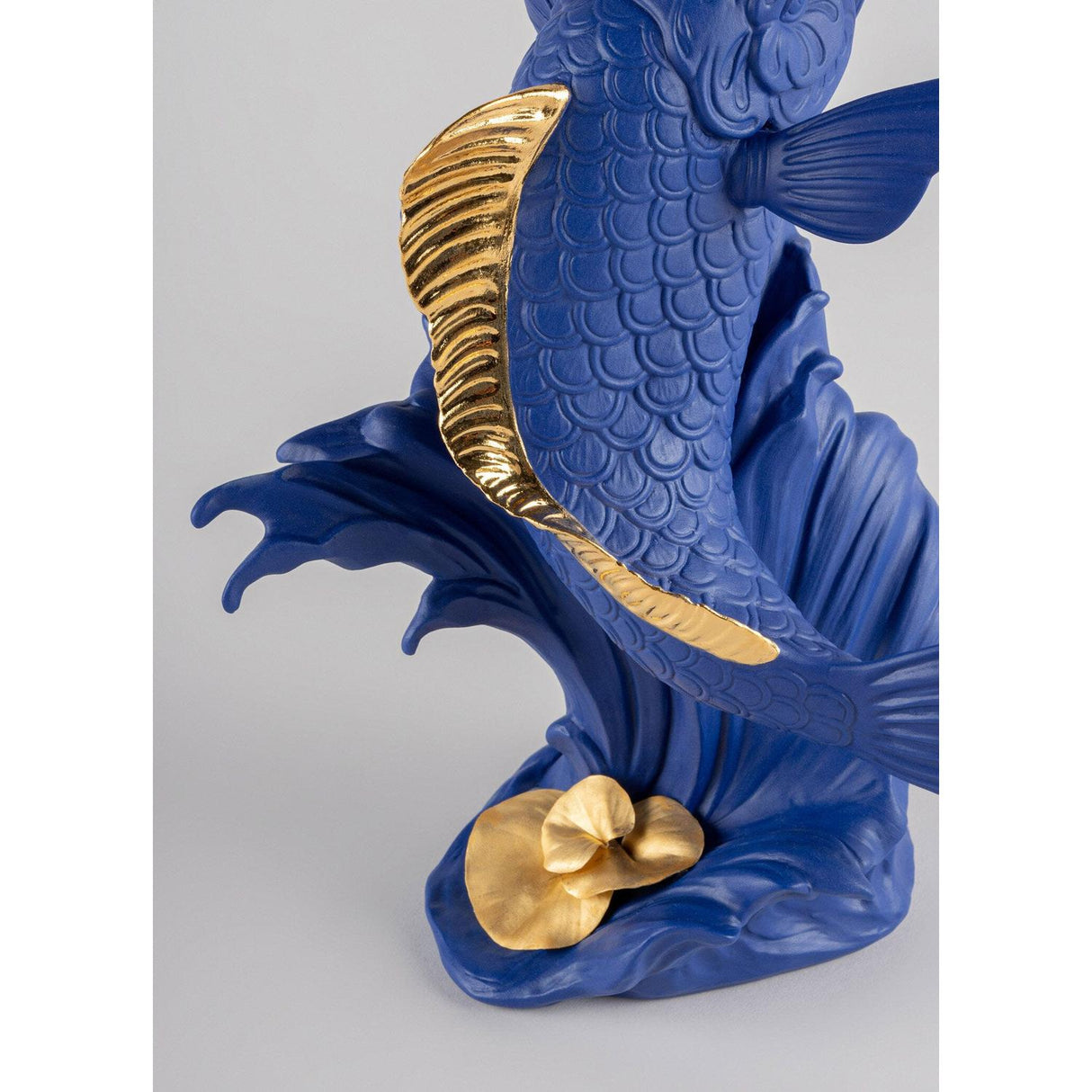 Lladró Scultura Carpa Koi Blu Oro Serie Limitata 31x21cm Porcellana