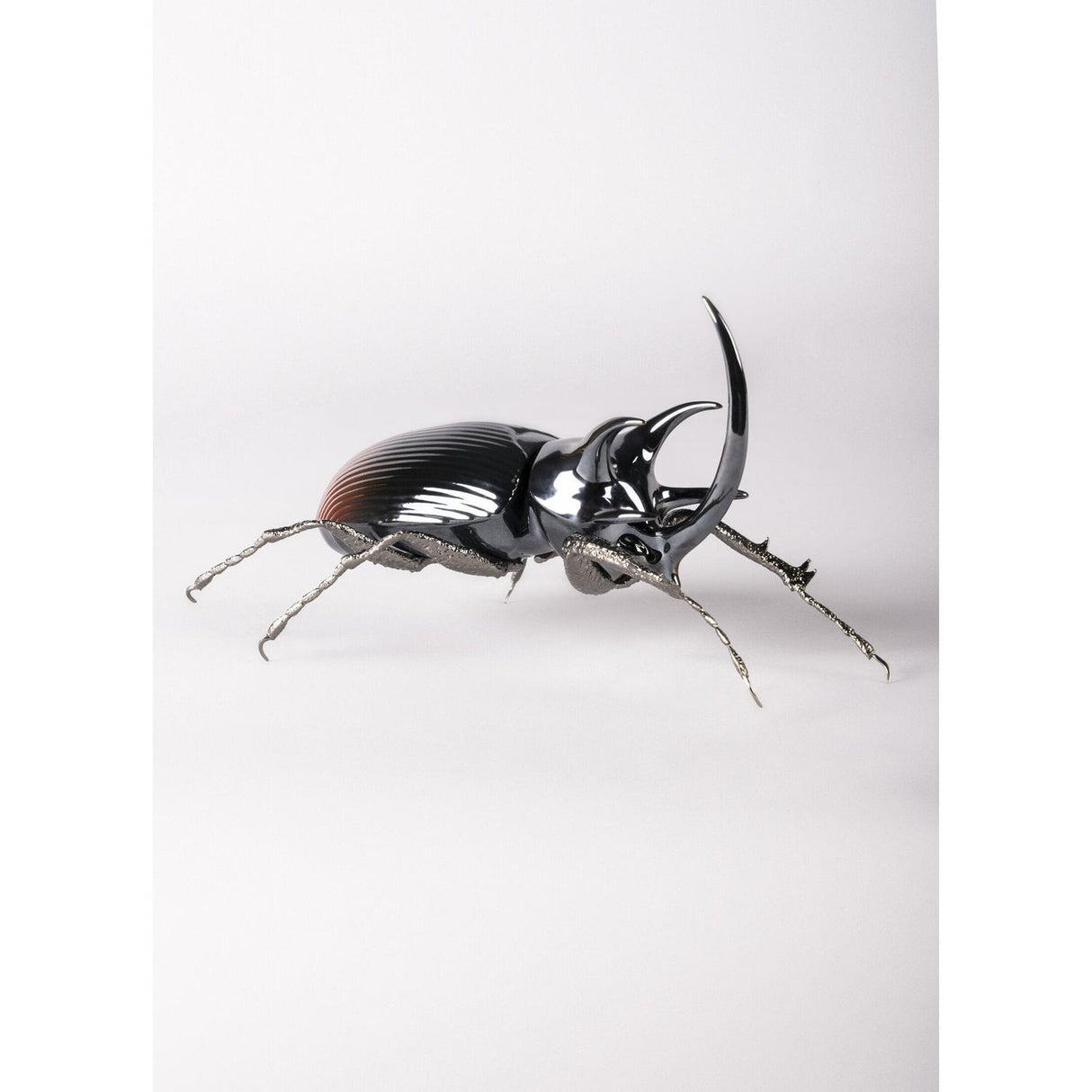 LLADRO' Figura Scarabeo Rinoceronte 12x26cm Porcellana