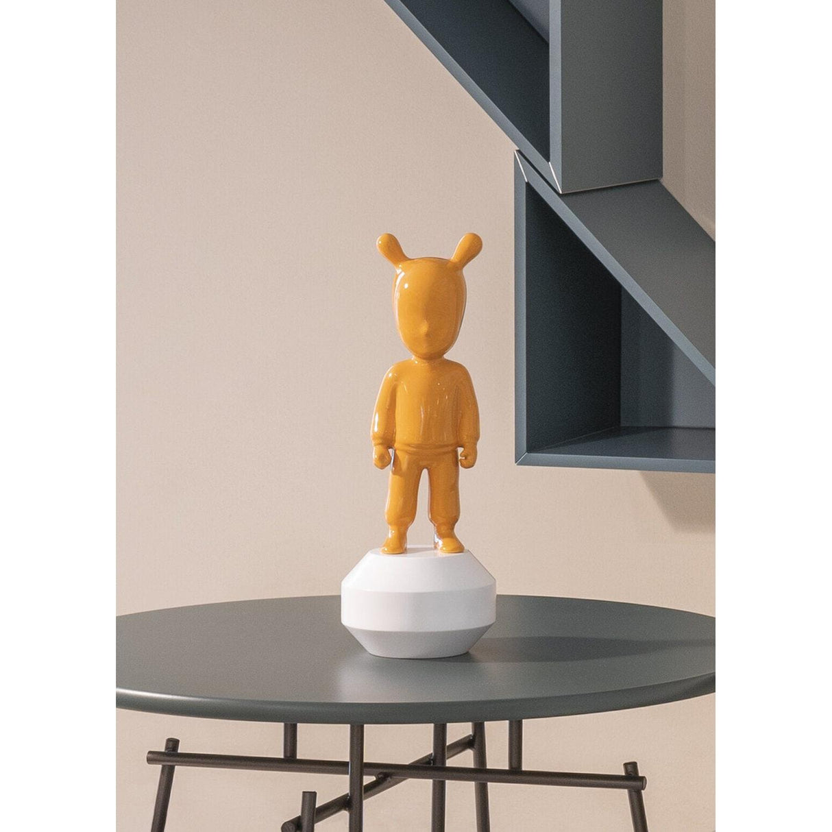 Lladró Figurina The Orange Guest Piccolo 30x11cm Porcellana