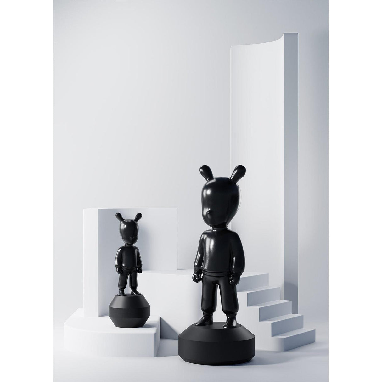 LLADRO' Figurina The Black Guest Modello Grande 52x19cm Porcellana