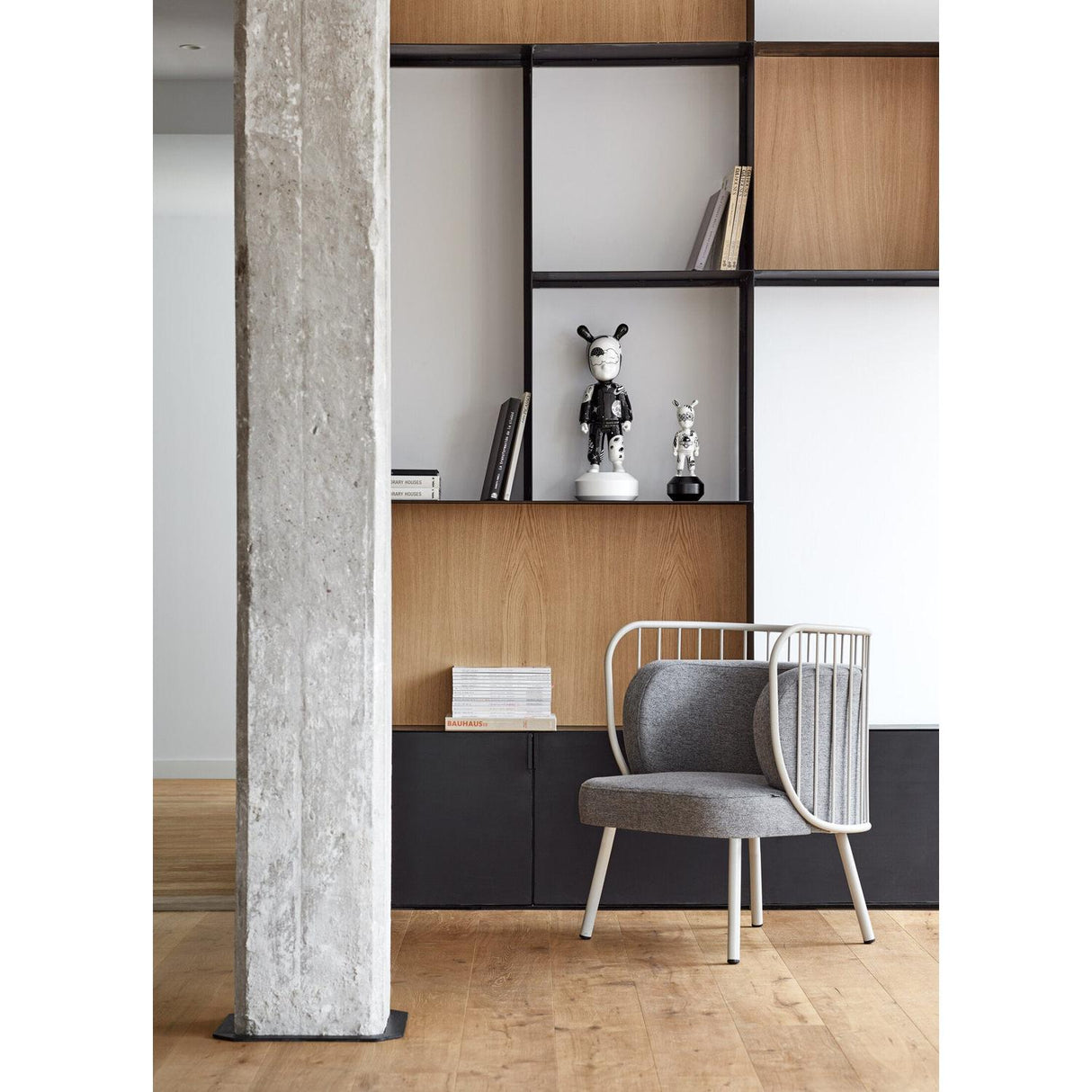 Lladró Scultura The Guest By Henn Kim Little Serie Numerate 30x11cm Porcellana