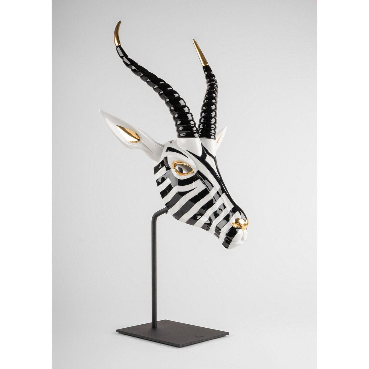 Lladró Maschera Antilope Nero Oro 57x39cm Porcellana