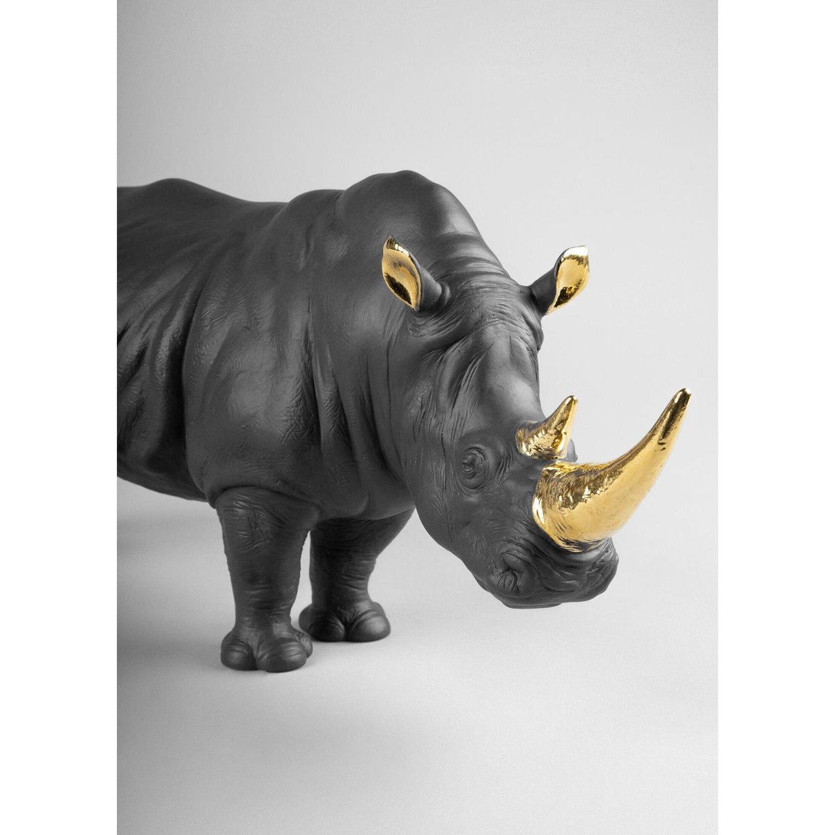 Lladró Scultura Rinoceronte Nero Oro Serie Limitata 22x45cm Porcellana