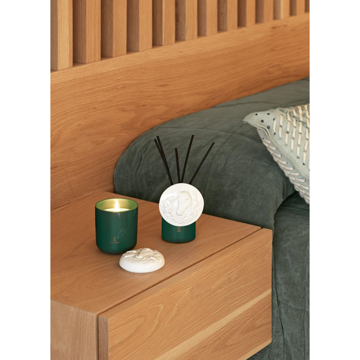 LLADRO' Diffusore Profumo Cavallo Giardini di Valencia 21x9cm Porcellana