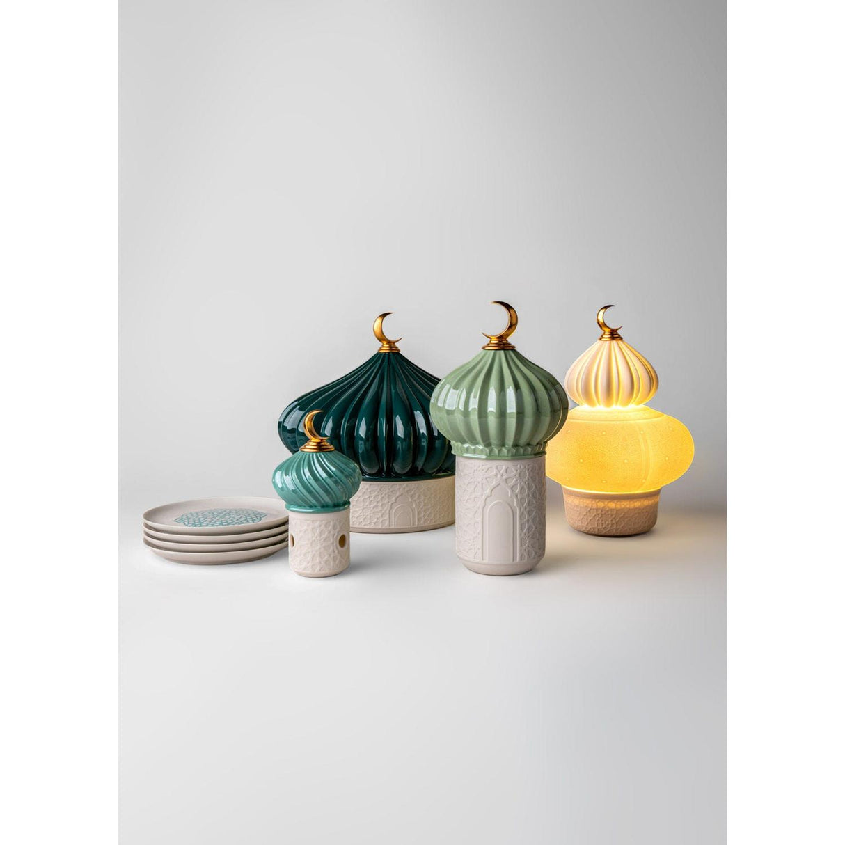 LLADRO' Scatola con Piatti Majestic Nights 23x24cm Porcellana