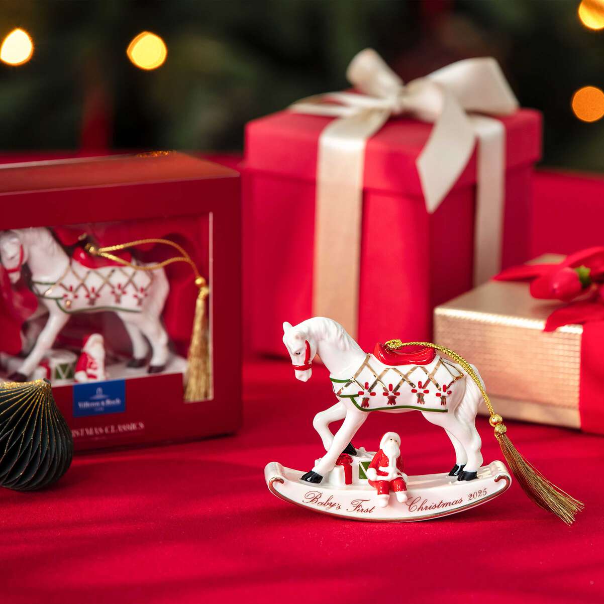 VILLEROY & BOCH Christmas Classics Edizione 2025 Addobbo Cavallo a Dondolo 11x9cm Porcellana