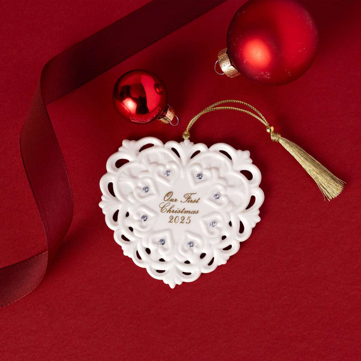 VILLEROY & BOCH Christmas Classics Edizione 2025 Addobbo Cuore 10,5x9,5cm Porcellana