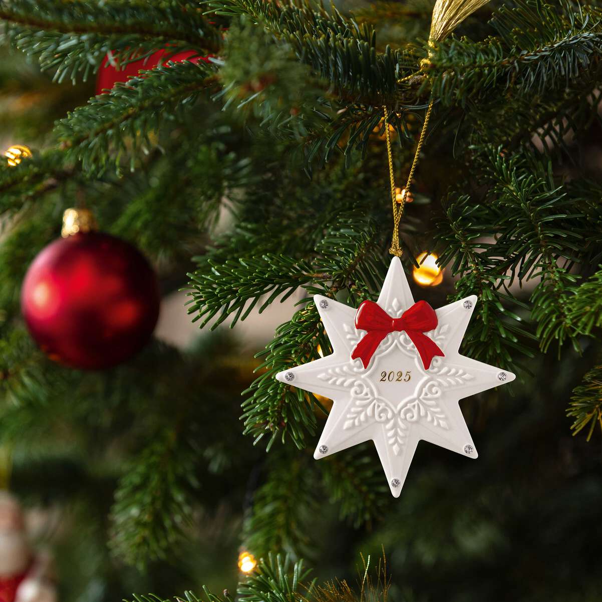 VILLEROY & BOCH Christmas Classics Edizione 2025 Addobbo Stella 11cm Porcellana