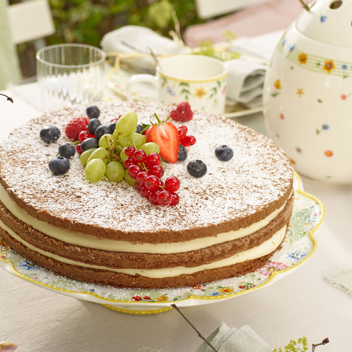 VILLEROY & BOCH Spring Awakening Stand Cake Plate on Foot 33cm Easter Table